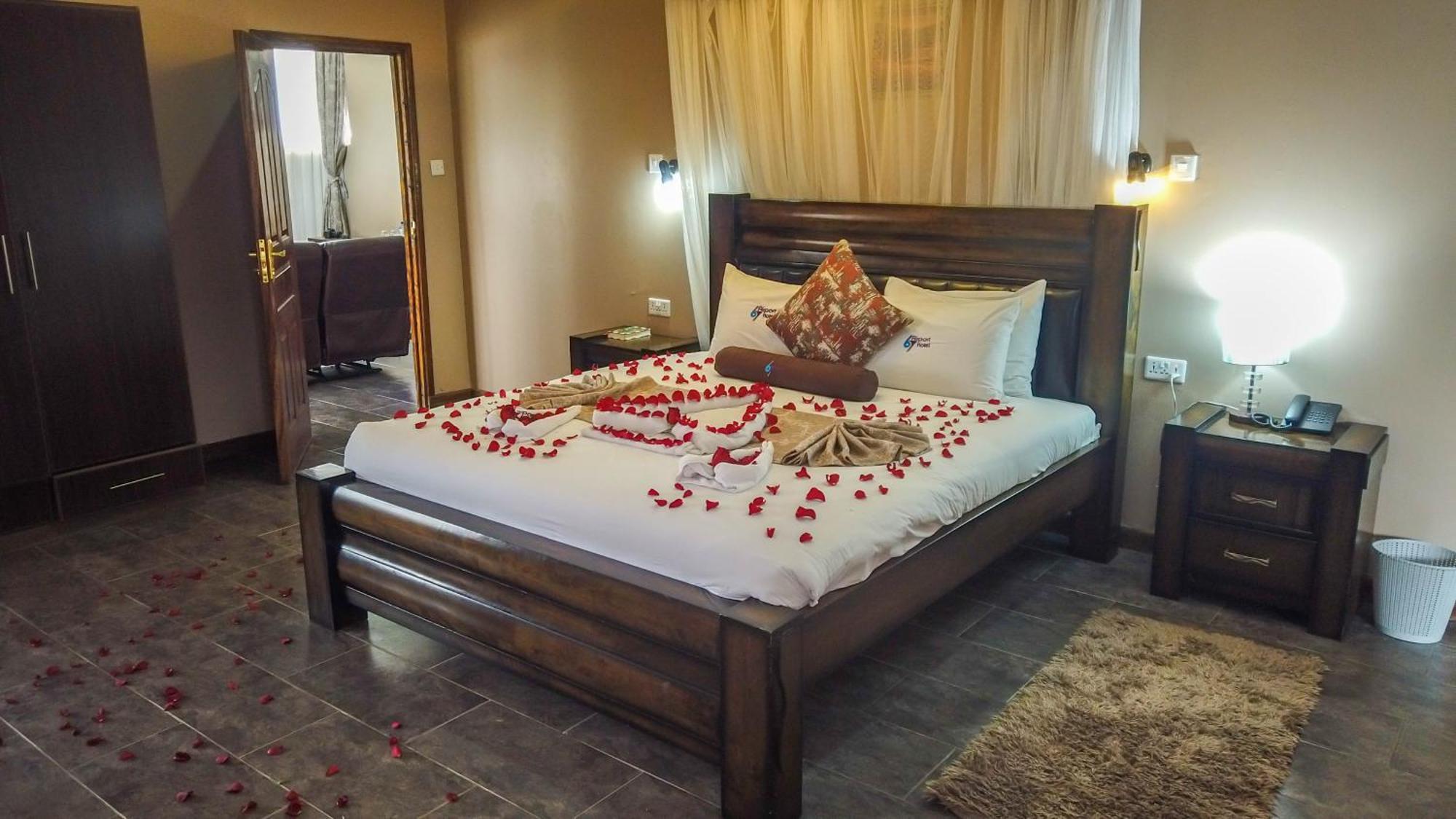 67 Airport Hotel Nairobi Mlolongo Екстер'єр фото