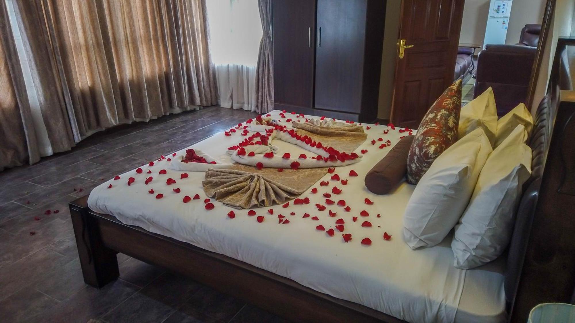 67 Airport Hotel Nairobi Mlolongo Екстер'єр фото
