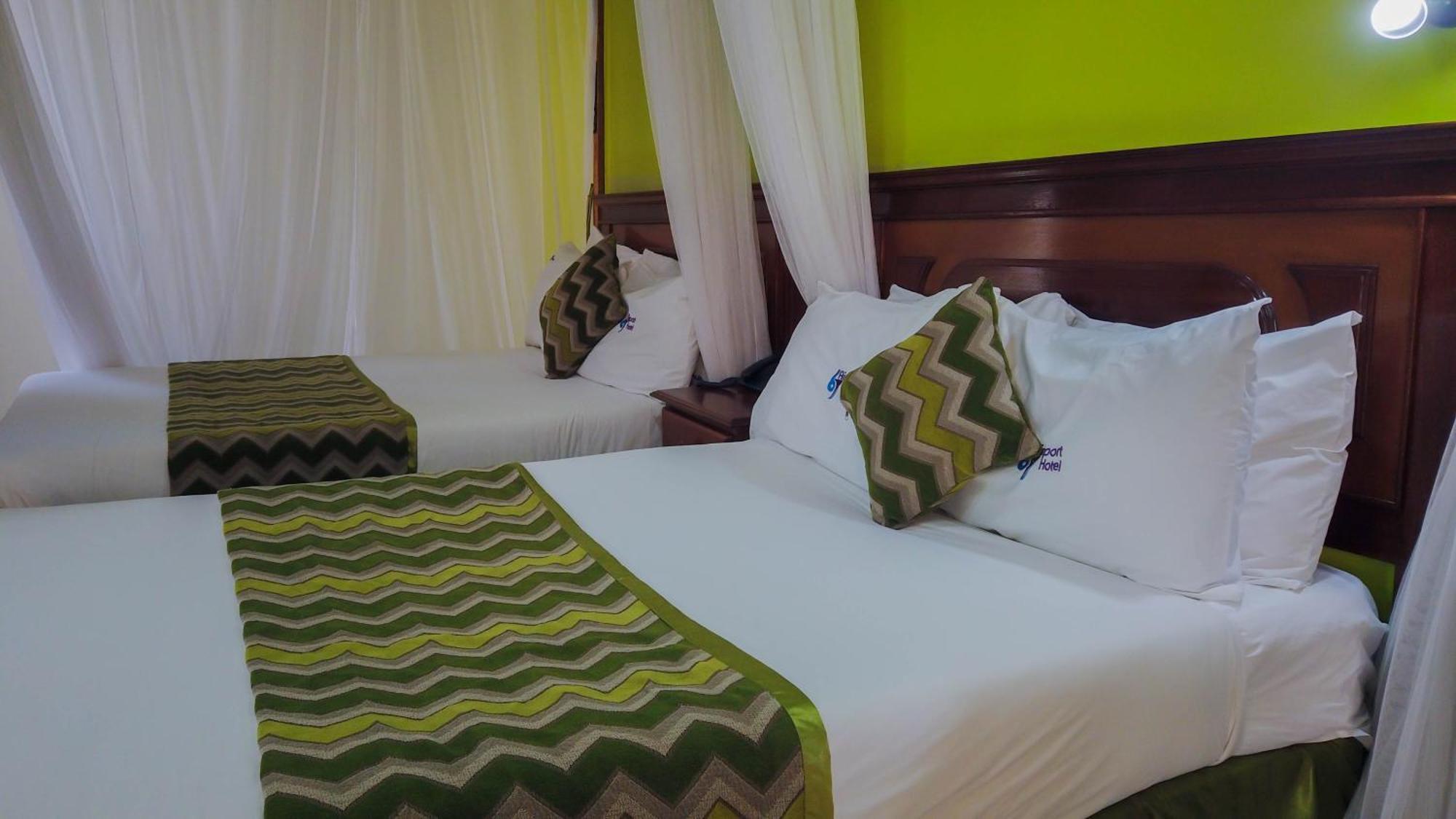 67 Airport Hotel Nairobi Mlolongo Екстер'єр фото