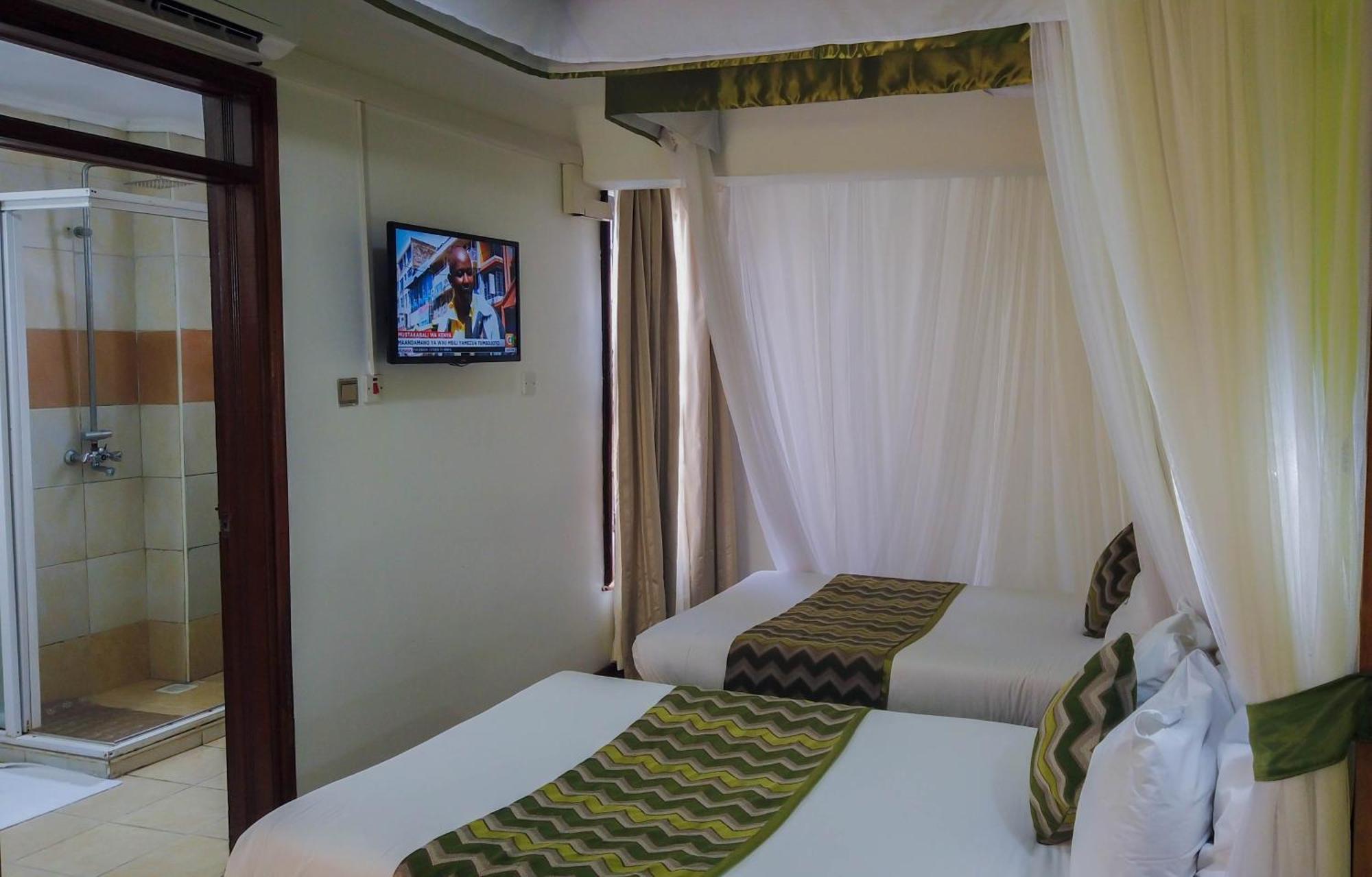67 Airport Hotel Nairobi Mlolongo Екстер'єр фото