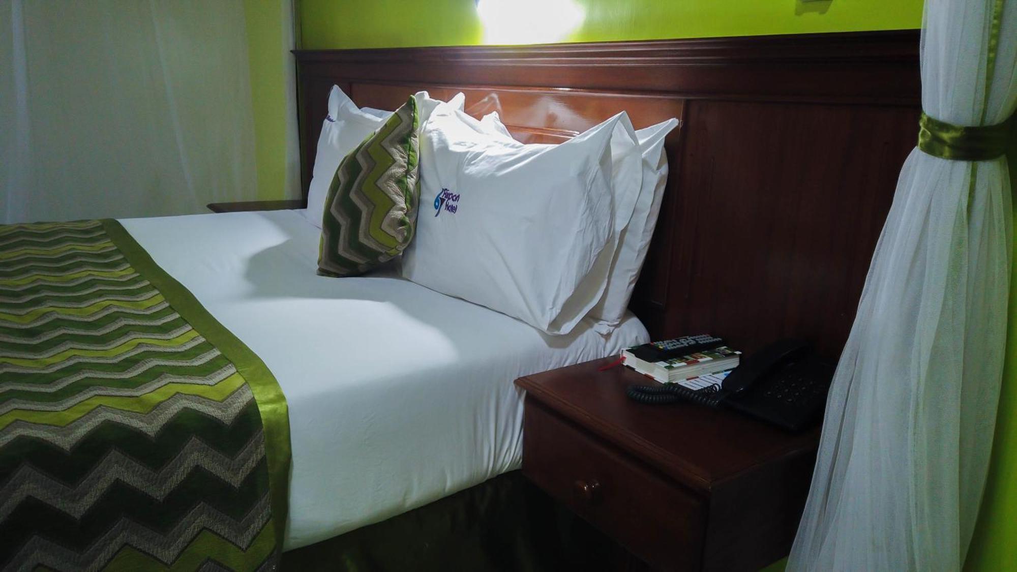 67 Airport Hotel Nairobi Mlolongo Екстер'єр фото