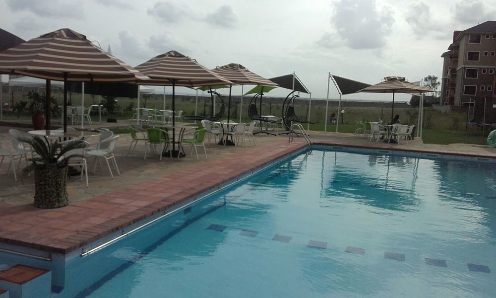 67 Airport Hotel Nairobi Mlolongo Екстер'єр фото